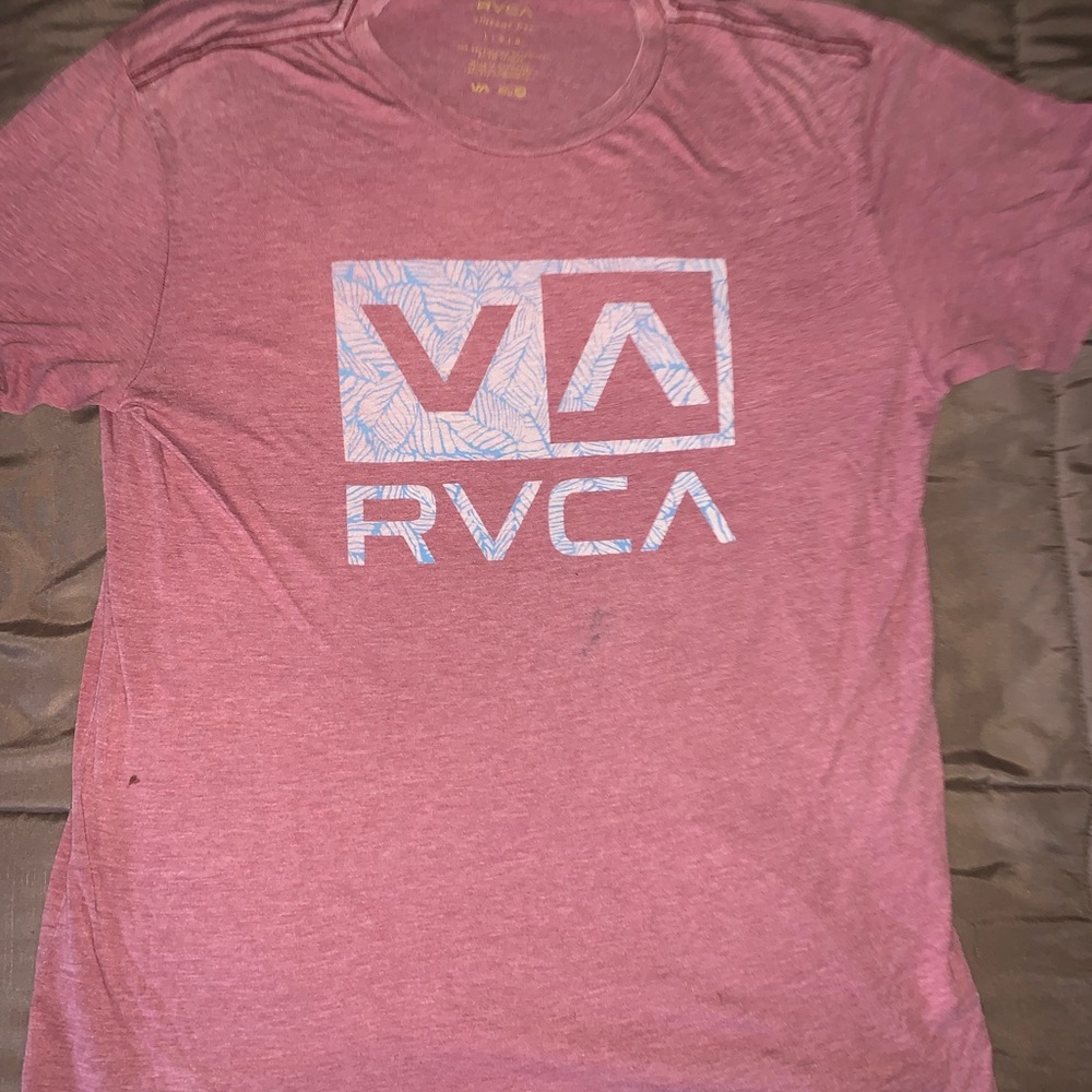 Rvca salmon colored tee
